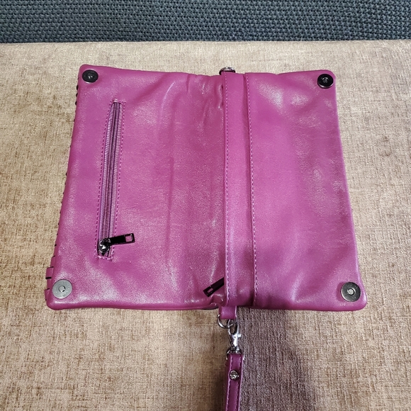 Buttery soft handbag/clutch - Picture 3 of 9